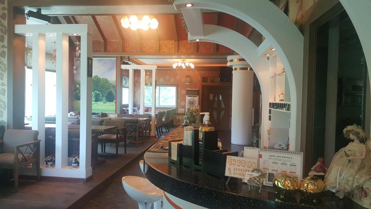 Shinevalley Pension & Hotel Pyeongchang Buitenkant foto