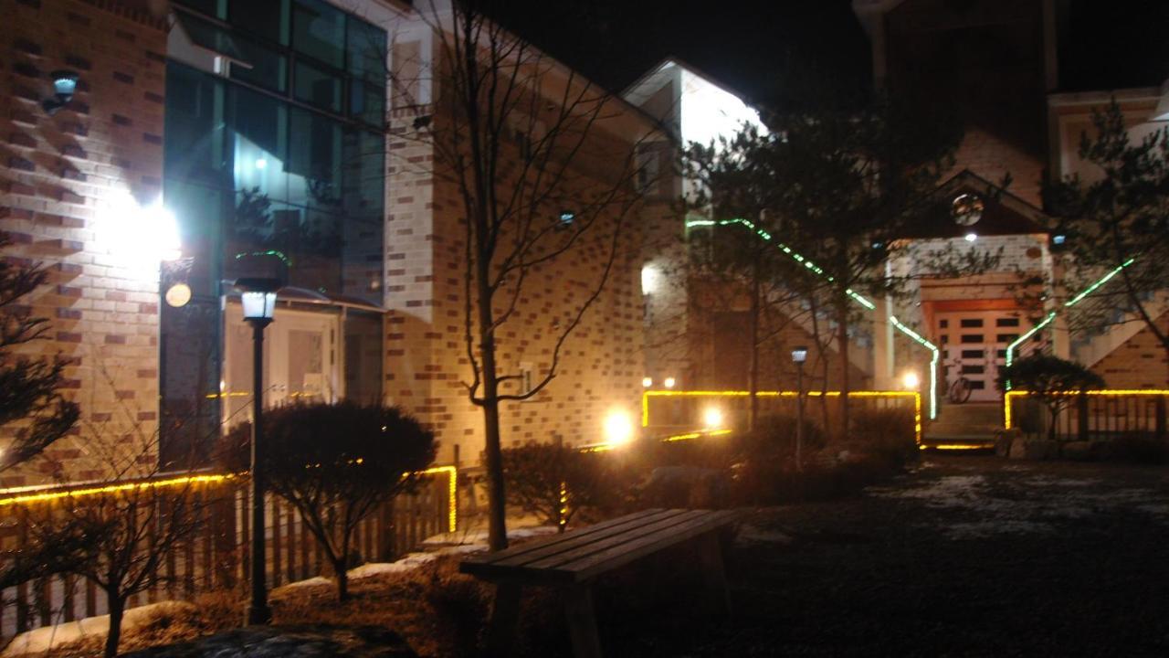 Shinevalley Pension & Hotel Pyeongchang Buitenkant foto